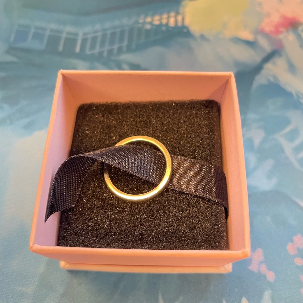 Wedding band Blue Nile size 5.5 14K White Gold